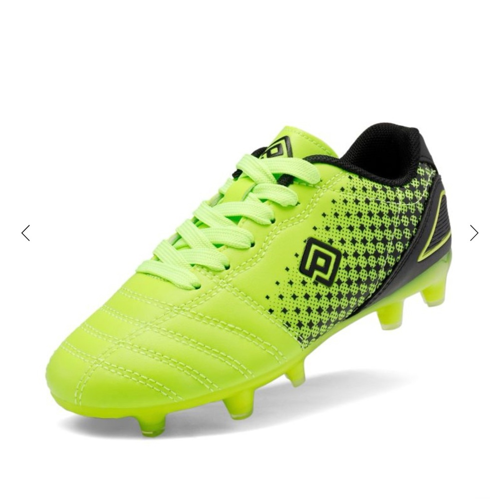 Dream Pair's kids cleats